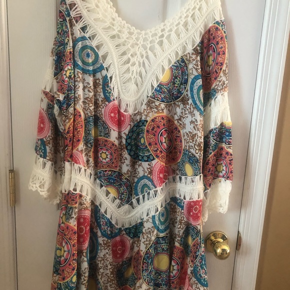 Tops - Casual paisley top brand new one size fits all
